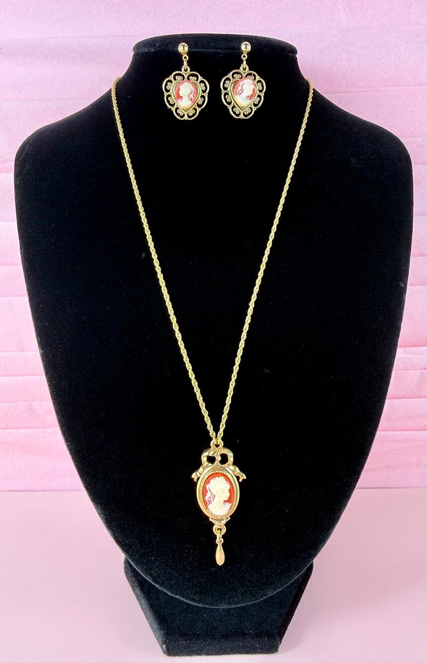 Vintage 1928 Jewelry Co Gold Tone Cameo Pendant Necklace and Earring Set